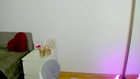 Snapshot of fairy_idoll chatting on January 17, 1:21 am Ashley online show from January 17, 1:21 am