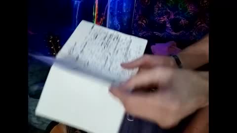 Snapshot of fairy_moan chatting on December 1, 11:32 pm fairy_moan online show from December 1, 11:32 pm