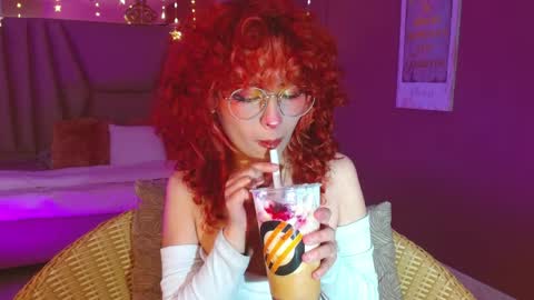 FAIRY online show from April 8, 9:04 pm