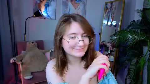 Tara online show from November 12, 6:14 am