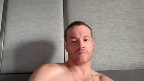 Travis online show from July 18, 6:56 pm