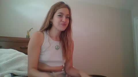 Snapshot of fairyfarrah chatting on June 6, 2:22 pm fairyfarrah online show from June 6, 2:22 pm