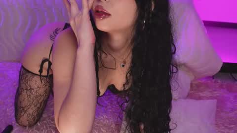 Sara  REMEMBER TO LEAVE A THUMB UP online show from February 8, 2:48 am