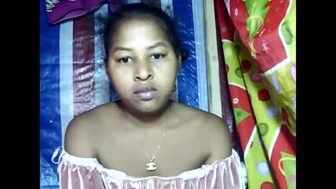 Snapshot of faissane9794 chatting on February 22, 8:57 am faissane9794 online show from February 22, 8:57 am