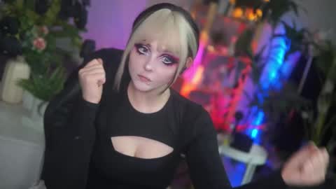 Snapshot of faith_chan chatting on October 10, 2:43 am faith_chan online show from October 10, 2:43 am