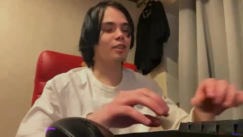 fakfame online show from April 18, 12:25 am