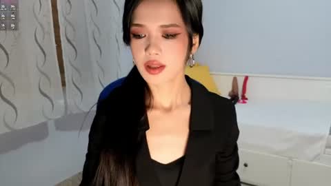 Miya online show from August 2, 9:57 pm