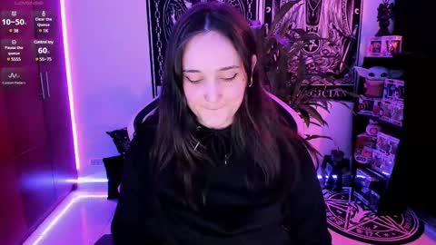 Snapshot of fallenag__ chatting on February 15, 12:48 am OF fallenag 1 online show from February 15, 12:48 am