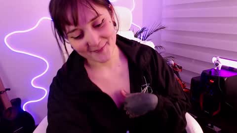 Snapshot of fallenag__ chatting on September 20, 1:17 am OF fallenag 1 online show from September 20, 1:17 am