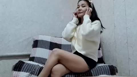 Snapshot of fallonhemingway chatting on March 2, 4:14 pm Mia online show from March 2, 4:14 pm