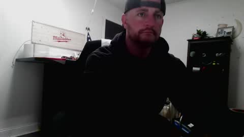 Daddy online show from January 18, 6:01 pm