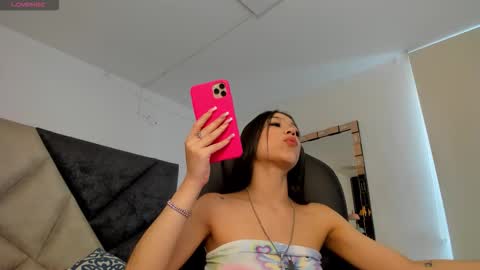 Snapshot of faloonroussel chatting on March 3, 7:20 pm Faloon online show from March 3, 7:20 pm