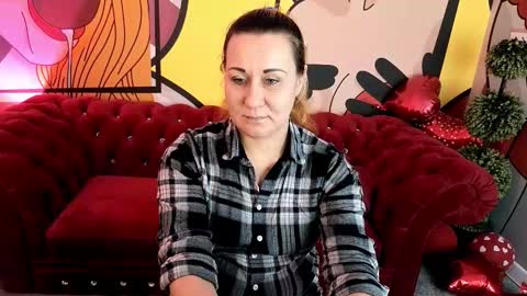 Snapshot of famousemuse chatting on March 25, 1:50 pm famousemuse online show from March 25, 1:50 pm