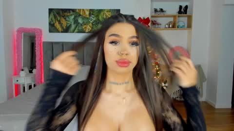 Jennifer online show from December 9, 1:51 am