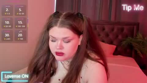 Snapshot of fanfik_ chatting on June 30, 12:17 pm Elena online show from June 30, 12:17 pm
