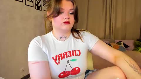 Snapshot of fanfik_ chatting on July 13, 12:19 pm Elena online show from July 13, 12:19 pm