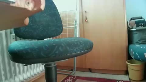 Fan from Lovens Lush   EMAILhumblepie 1   online show from January 21, 9:24 am