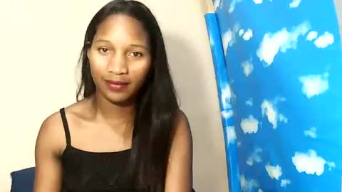 faniriah27 online show from October 9, 7:56 pm