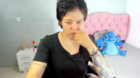 Snapshot of fanny_18 chatting on September 11, 1:49 am FANNY online show from September 11, 1:49 am