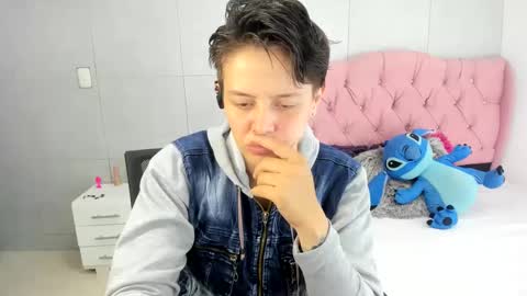 Snapshot of fanny_18 chatting on October 10, 4:11 am FANNY online show from October 10, 4:11 am