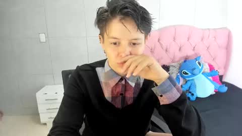 Snapshot of fanny_18 chatting on October 15, 2:33 am FANNY online show from October 15, 2:33 am