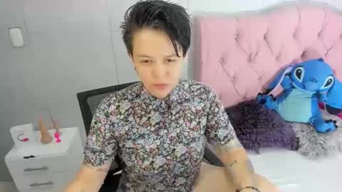 Snapshot of fanny_18 chatting on January 6, 1:20 am FANNY online show from January 6, 1:20 am