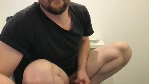 Snapshot of fantacyland chatting on December 12, 2:44 pm Alex online show from December 12, 2:44 pm