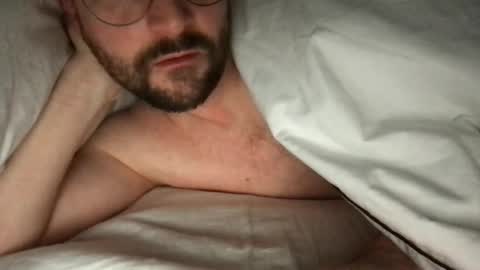 Snapshot of fantacyland chatting on December 16, 8:09 am Alex online show from December 16, 8:09 am