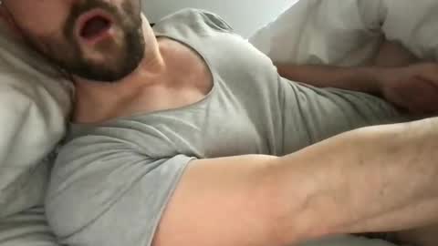 Snapshot of fantacyland chatting on January 15, 12:25 pm Alex online show from January 15, 12:25 pm