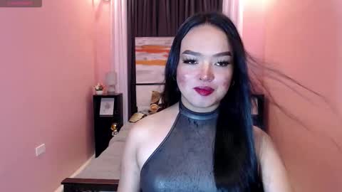 ITYS ME MONA online show from March 17, 9:45 am