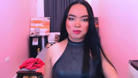 ITYS ME MONA online show from April 6, 9:21 am