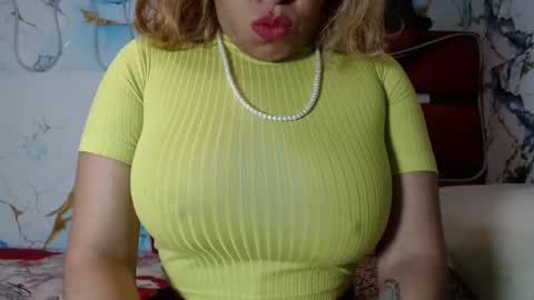 fantastic961397 online show from November 22, 9:03 pm