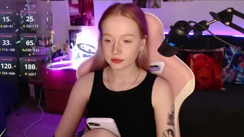 Snapshot of fantasy_lisa chatting on June 16, 2:30 pm Lisa online show from June 16, 2:30 pm