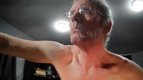 fantasyresort online show from January 8, 3:51 am