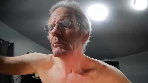 fantasyresort online show from January 13, 4:07 am