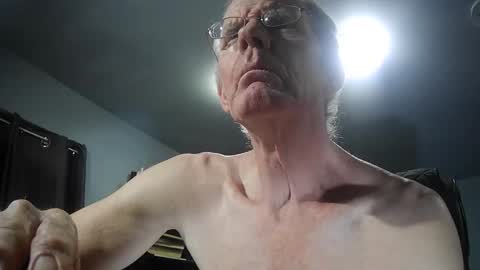 fantasyresort online show from December 21, 4:30 am