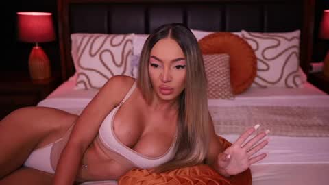 Carmina online show from March 22, 10:46 pm