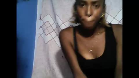 fanyah01 online show from May 19, 4:13 pm