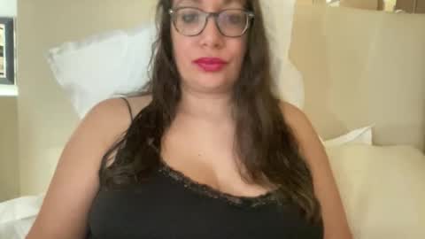 Farah online show from September 9, 11:43 am