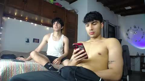 farid_24 online show from April 28, 2:38 am