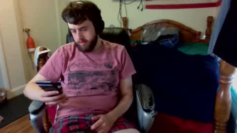 Snapshot of farmboy2398 chatting on November 21, 7:45 pm farmboy2398 online show from November 21, 7:45 pm