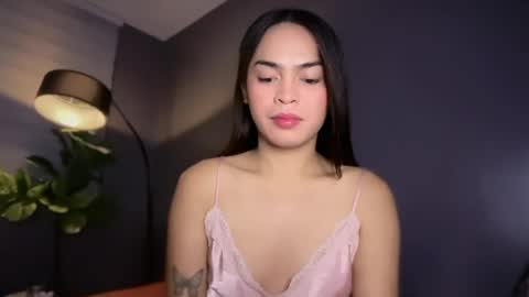 farrahmoanx online show from July 19, 2:32 pm