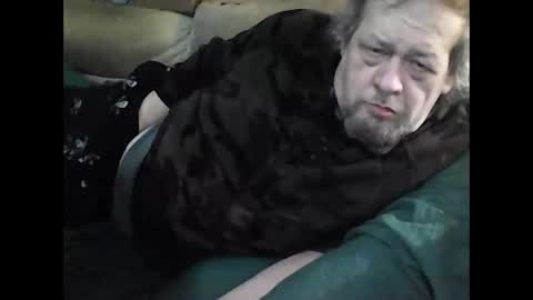 Snapshot of fasteddysex chatting on April 21, 7:25 am HoneyCumJuice4U online show from April 21, 7:25 am