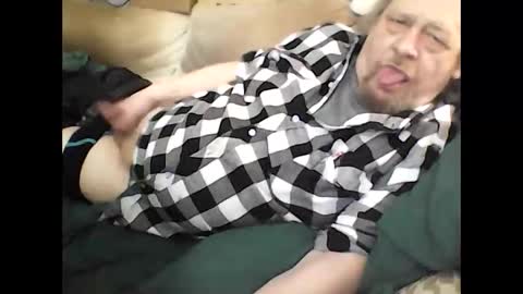 Snapshot of fasteddysex chatting on April 21, 9:17 pm HoneyCumJuice4U online show from April 21, 9:17 pm