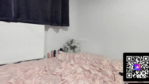 Snapshot of fatalefemboy chatting on December 24, 11:11 pm Fatale Femboy online show from December 24, 11:11 pm