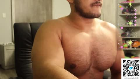 fatherfly001 online show from September 12, 9:15 pm