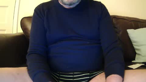 Snapshot of fatso21 chatting on February 15, 7:28 pm fatso21 online show from February 15, 7:28 pm