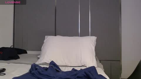 Snapshot of faustosaenz chatting on December 11, 1:26 am FAUSTO online show from December 11, 1:26 am