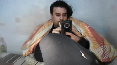 Faux Feitico online show from April 14, 12:05 am