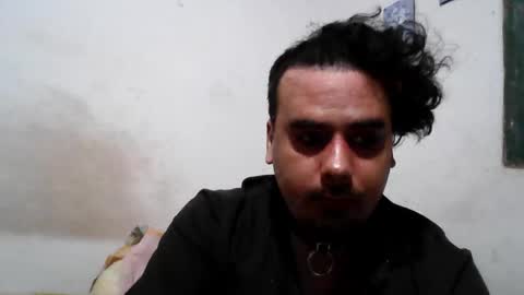 Faux Feitico VSW online show from March 6, 9:33 pm